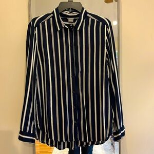Lindex long sleeve button down shirt in basic navy stripe. 100% Viscose Medium
